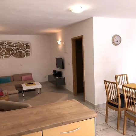 Apartament Trlika Kampor