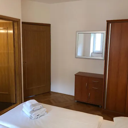 Trlika * Кампор