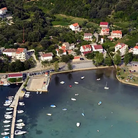 Trlika * Кампор