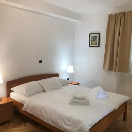 Apartament Trlika *