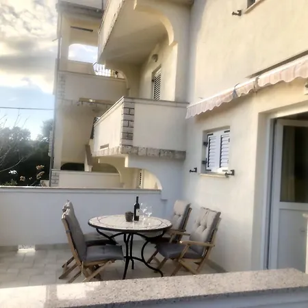 Apartament Trlika *
