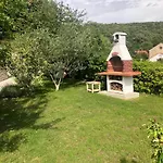Trlika Apartman